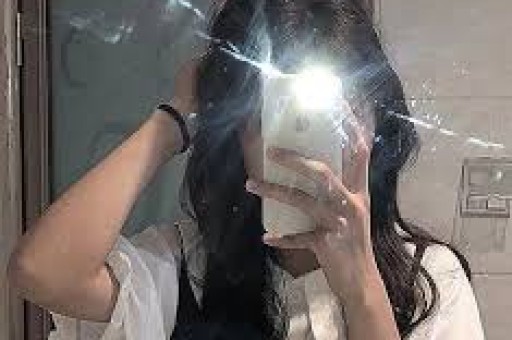 290万粉丝网红林思琪被曝晒出千万假捐款凭证1047万里仅47万是自己的钱千万来自两名粉丝