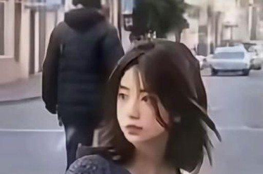 女明星集体“塌房”她们为啥都不装了