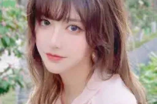 揭开当红女星的黑历史照片背后的真实故事